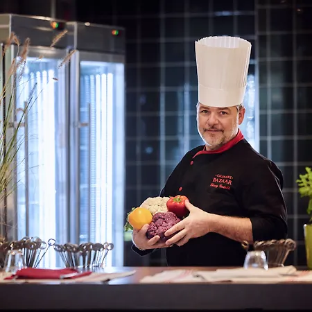 Radisson Blu Cdg Airport Terminal Hotel, Paris 4* Le Mesnil-Amelot