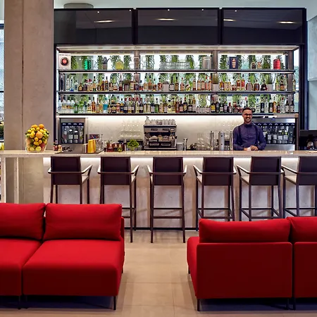 Radisson Blu Cdg Airport Terminal Hotel, Paris 4*