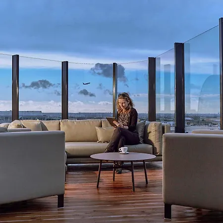 Radisson Blu Cdg Airport Terminal Hotel, Paris 4* Le Mesnil-Amelot