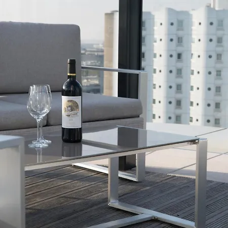 Radisson Blu Cdg Airport Terminal Hotel, Paris