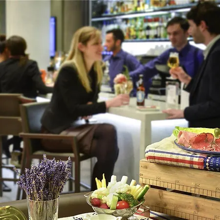 Hotel Radisson Blu Cdg Airport Terminal Hotel, Paris 4*