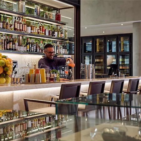 فندق بولمان باريس مطار رواسي شارل ديغول 4*