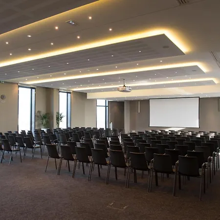 فندق بولمان باريس مطار رواسي شارل ديغول لي ميسنيل أميلو