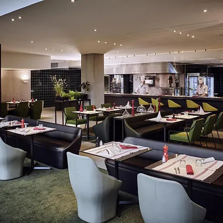 Hotel Radisson Blu Cdg Airport Terminal Hotel, Paris Le Mesnil-Amelot