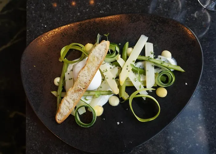 Radisson Blu Cdg Airport Terminal Hotel, Paris Le Mesnil-Amelot