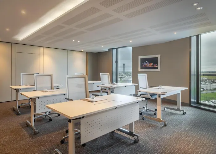 Radisson Blu Cdg Airport Terminal Hotel, Paris 4*