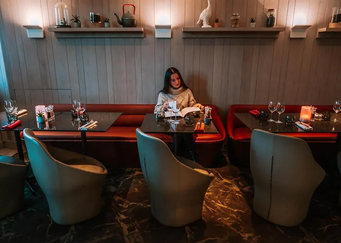 Radisson Blu Cdg Airport Terminal Hotel, Paris 4*